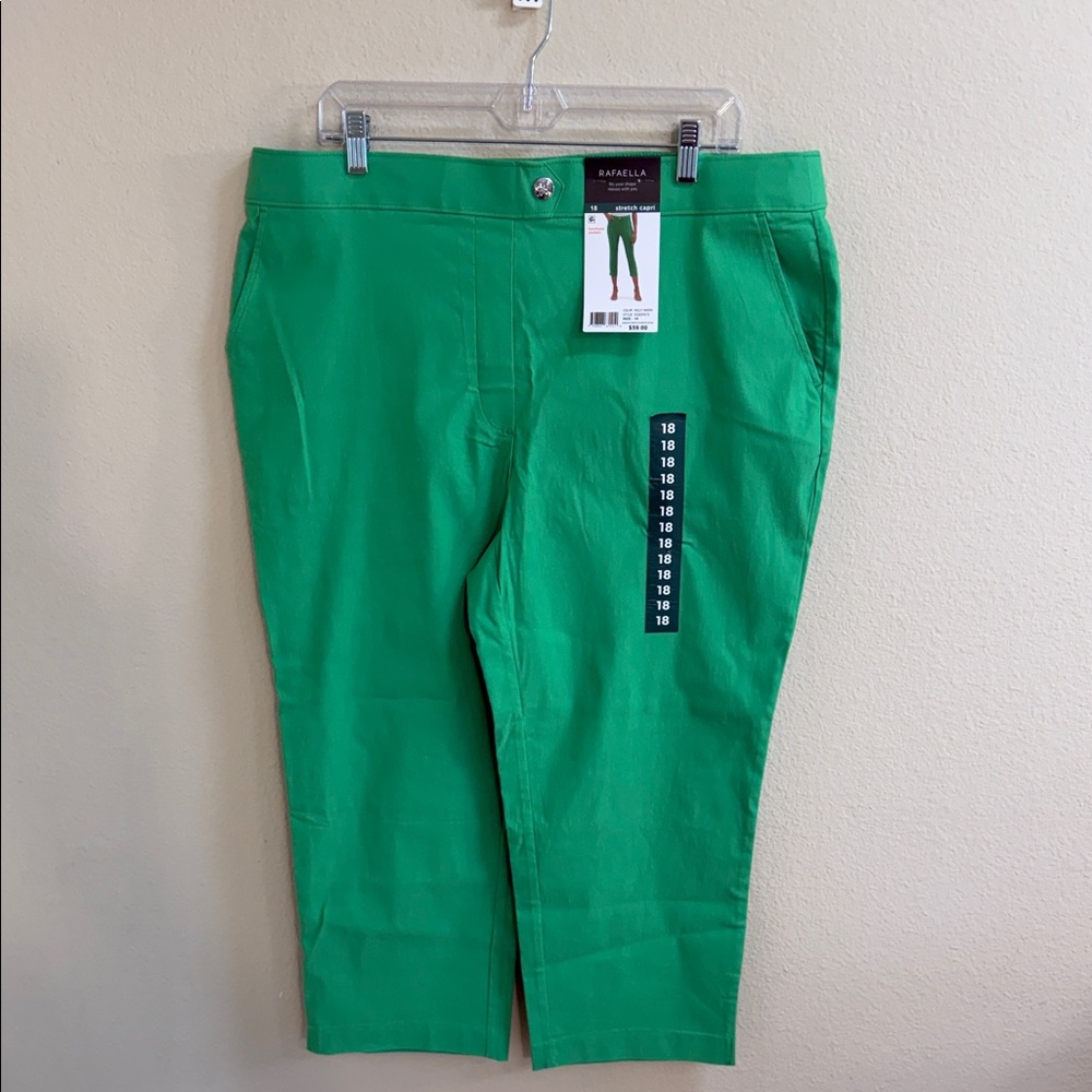 NWT Size 18, Rafaella Elastic Waist Capri Pants in “Kelly Green” - Picture 2 of 8